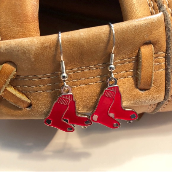 Boston Red Sox Dangling Earrings - Picture 1 of 2